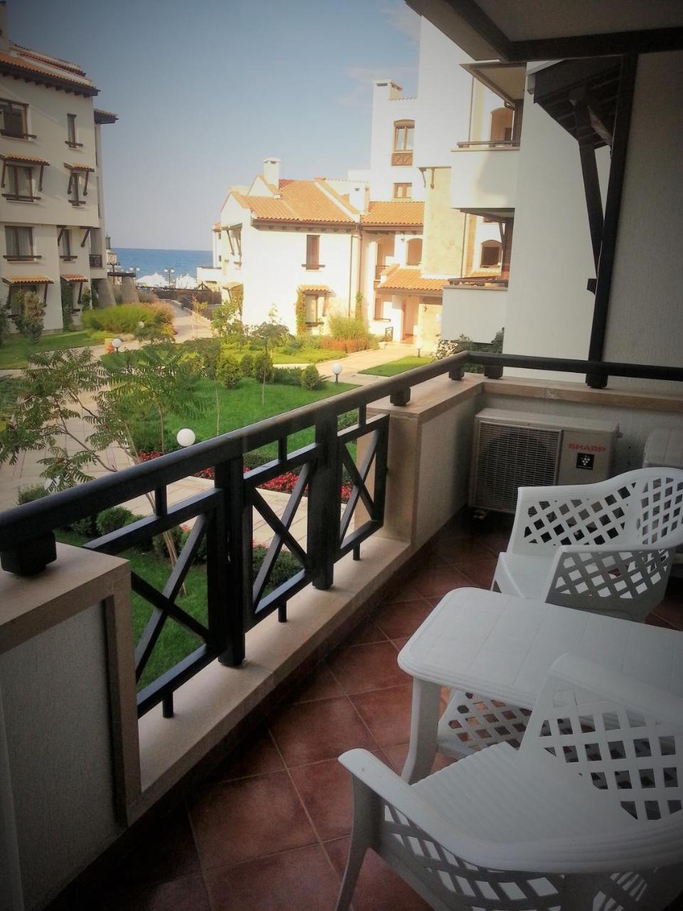 Resort Oasis Lozenets